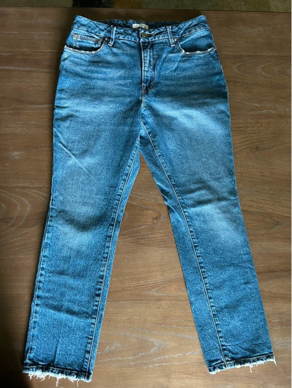 Good American Size 6/28 Straight Leg Jeans
